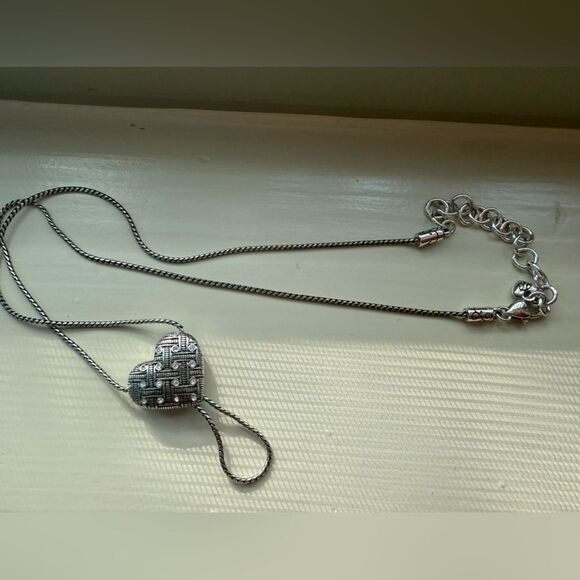 Brighton Reversible Heart Pendant Necklace -eyeglass/badge holder silver plated - Picture 7 of 8